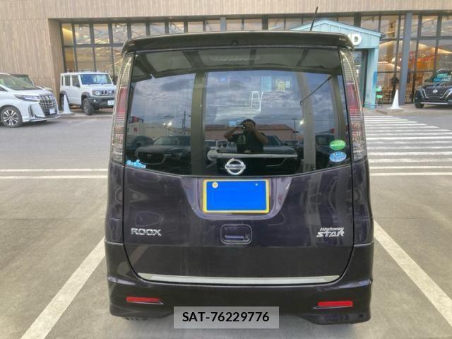 Nissan ROOX 2013-03 7502680-6