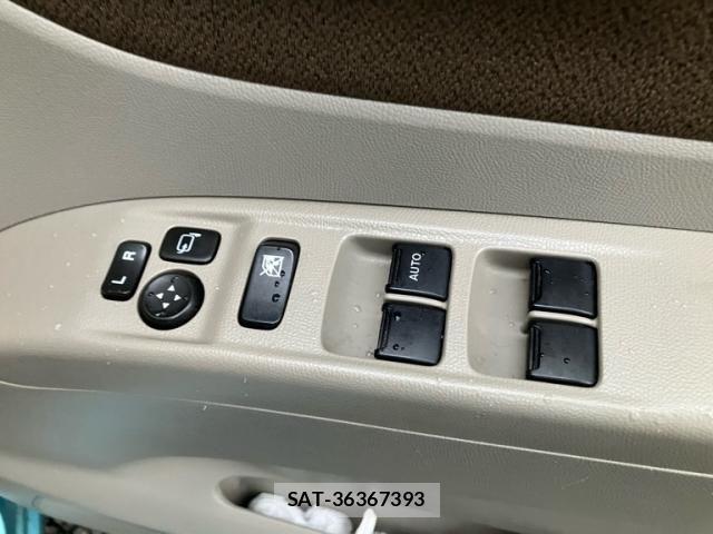Nissan ROOX 2010-01 7619707-10