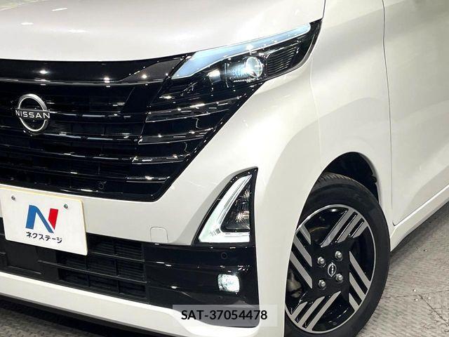 Nissan ROOX 2023-07 7619656-11