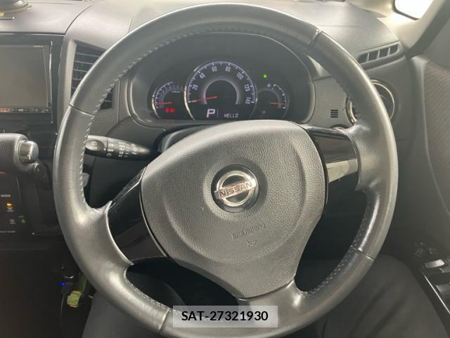 Nissan ROOX 2011-02 7619708-13