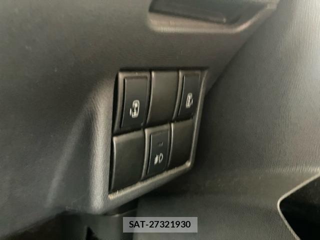 Nissan ROOX 2011-02 7619708-15