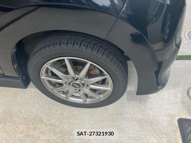 Nissan ROOX 2011-02 7619708-2