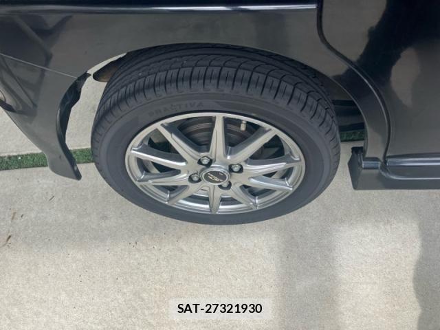 Nissan ROOX 2011-02 7619708-3