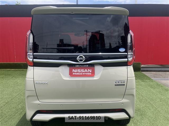 Nissan ROOX 2021-02 7619676-6