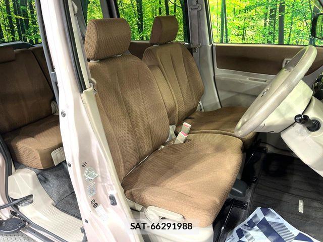 Nissan ROOX 2012-02 7619706-5