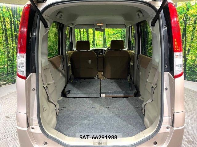 Nissan ROOX 2012-02 7619706-7