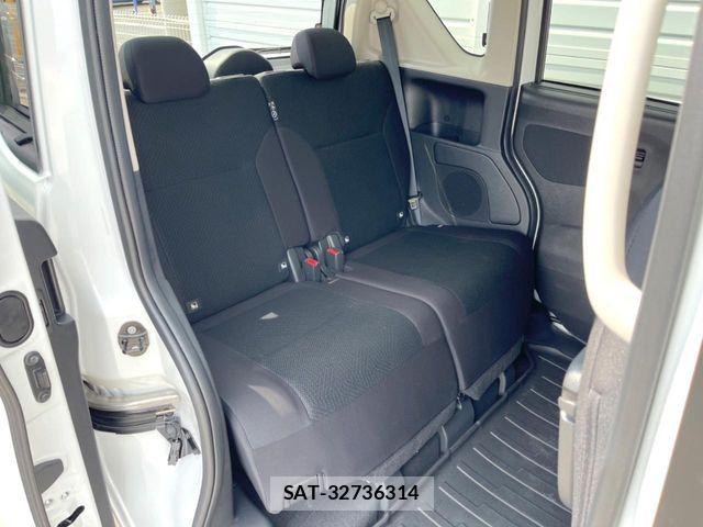 Nissan ROOX 2023-10 7619658-8