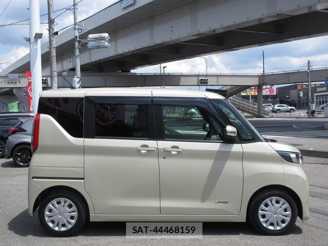 Nissan ROOX 2021-07 7619702-12