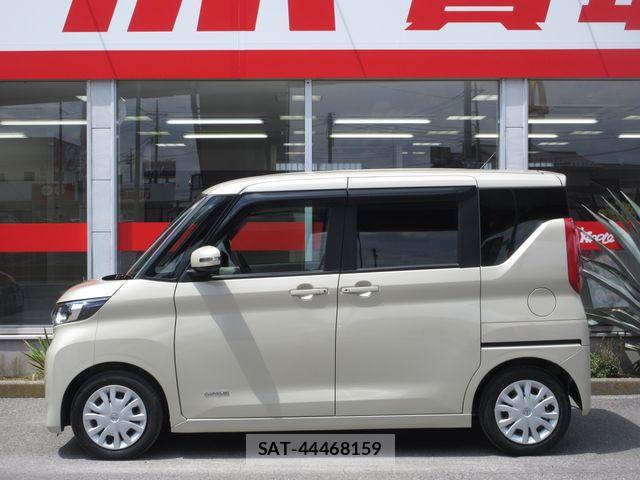 Nissan ROOX 2021-07 7619702-13