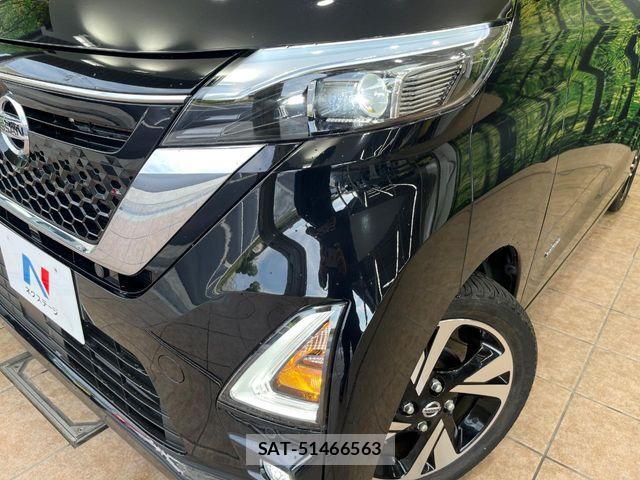 Nissan ROOX 2021-08 7619662-11