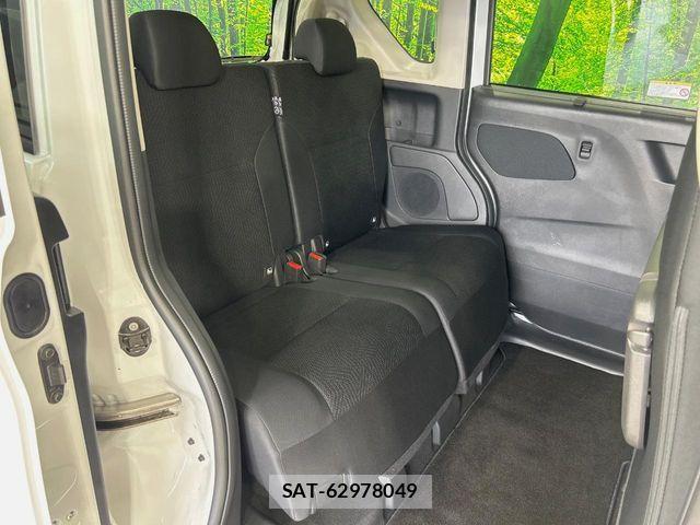 Nissan ROOX 2023-08 7619652-8