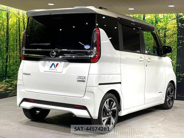 Nissan ROOX 2021-04 7619660-16