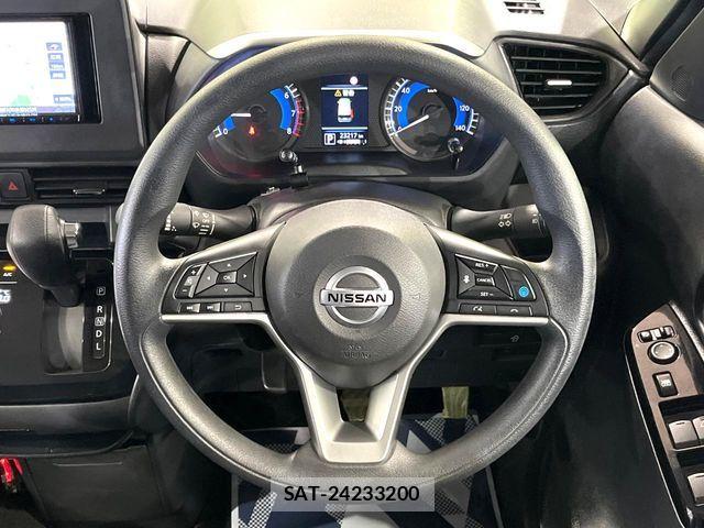 Nissan ROOX 2023-04 7619683-9
