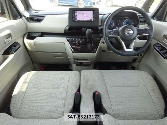 Nissan ROOX 2021-04 7619698-2