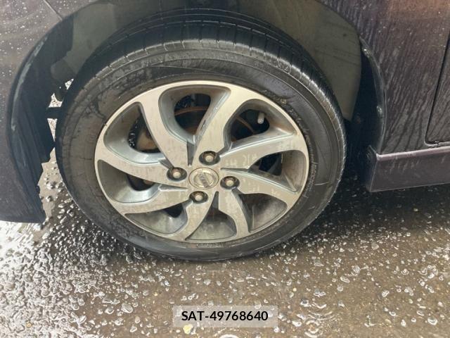 Nissan ROOX 2011-08 7728157-8