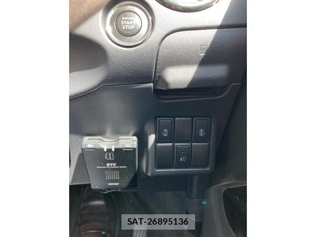 Nissan ROOX 2011-10 7728166-13