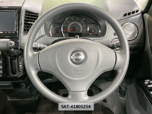 Nissan ROOX 2011-09 7728156-10