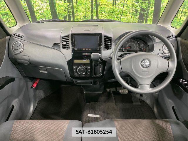 Nissan ROOX 2011-09 7728156-1