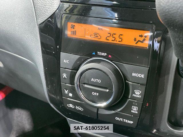 Nissan ROOX 2011-09 7728156-6