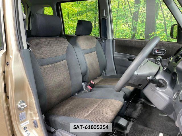 Nissan ROOX 2011-09 7728156-7
