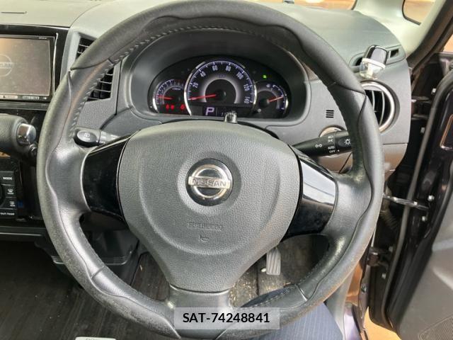Nissan ROOX 2010-08 7728161-12