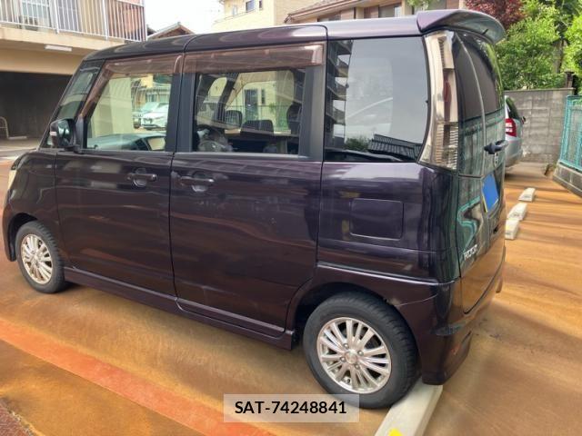 Nissan ROOX 2010-08 7728161-3