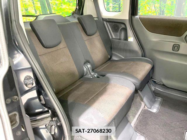 Nissan ROOX 2012-07 7728155-9