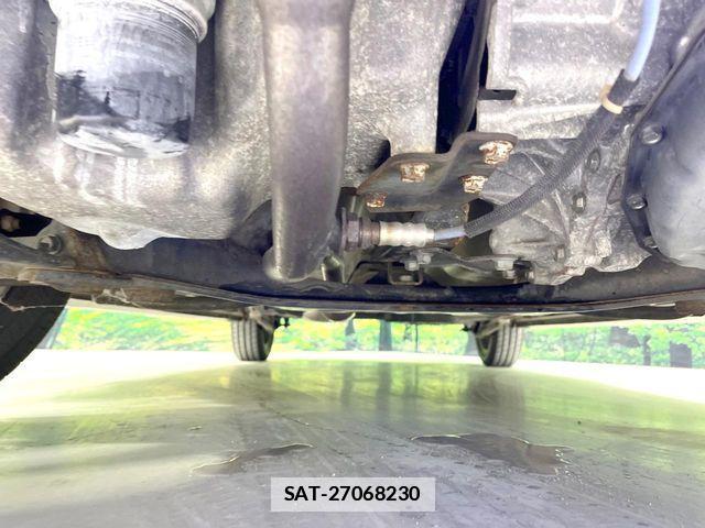 Nissan ROOX 2012-07 7728155-18