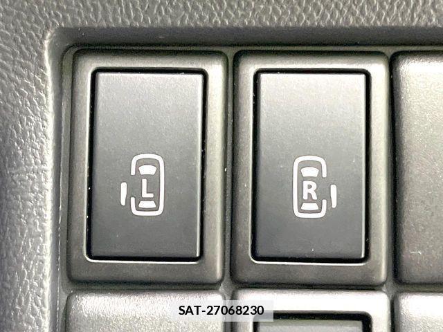 Nissan ROOX 2012-07 7728155-2