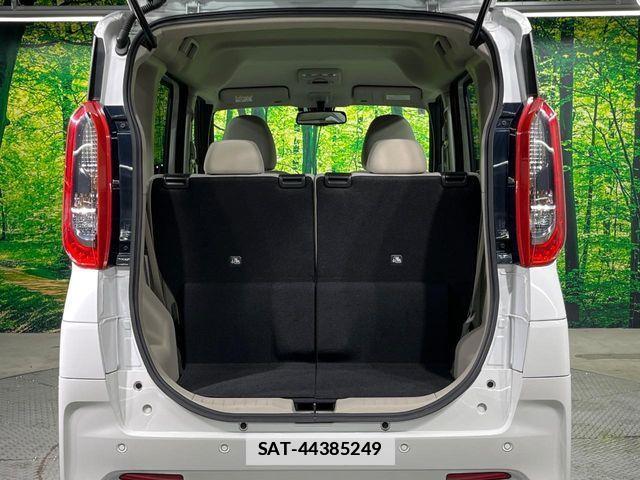 Nissan ROOX 2023-07 7879219-9