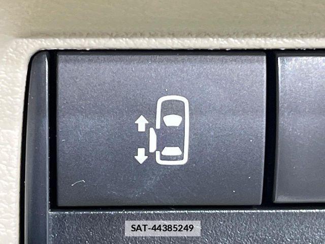Nissan ROOX 2023-07 7879219-4