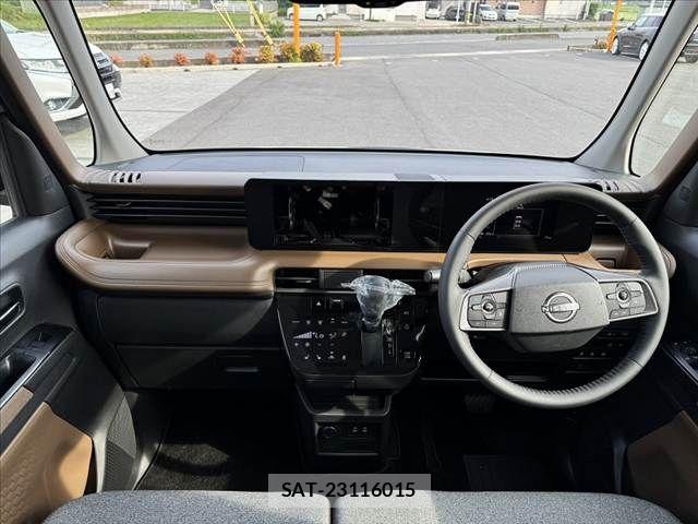 Nissan ROOX 2025-10 7879199-1