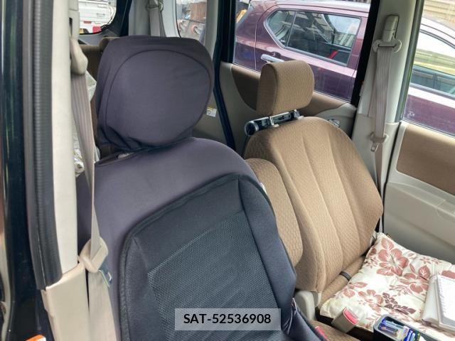Nissan ROOX 2011-12 7879233-9