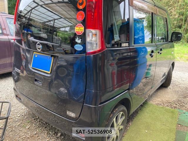 Nissan ROOX 2011-12 7879233-4