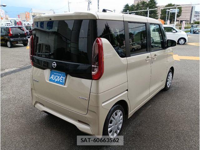 Nissan ROOX 2020-04 7879226-1