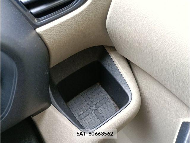 Nissan ROOX 2020-04 7879226-23