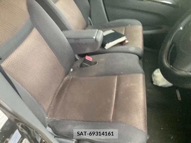 Nissan ROOX 2010-11 7879234-12