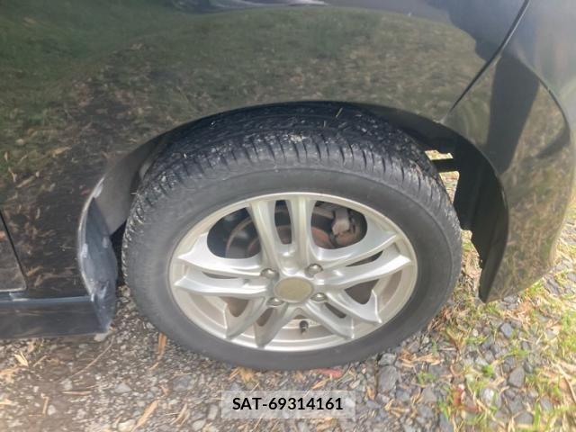 Nissan ROOX 2010-11 7879234-2