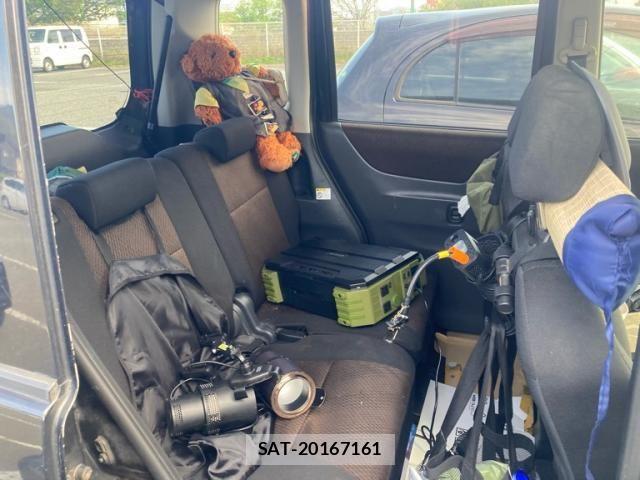 Nissan ROOX 2011-10 7879235-12