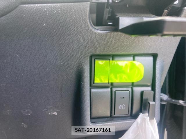 Nissan ROOX 2011-10 7879235-14