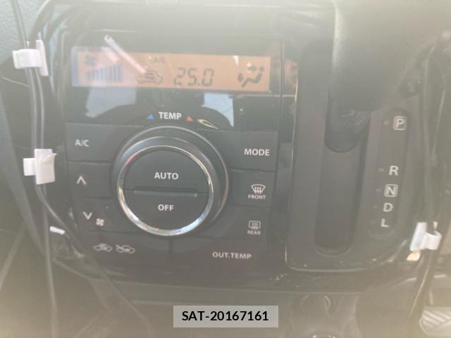 Nissan ROOX 2011-10 7879235-15