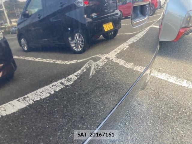 Nissan ROOX 2011-10 7879235-21