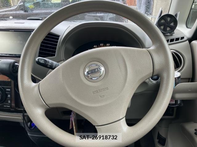 Nissan ROOX 2012-10 7903334-17