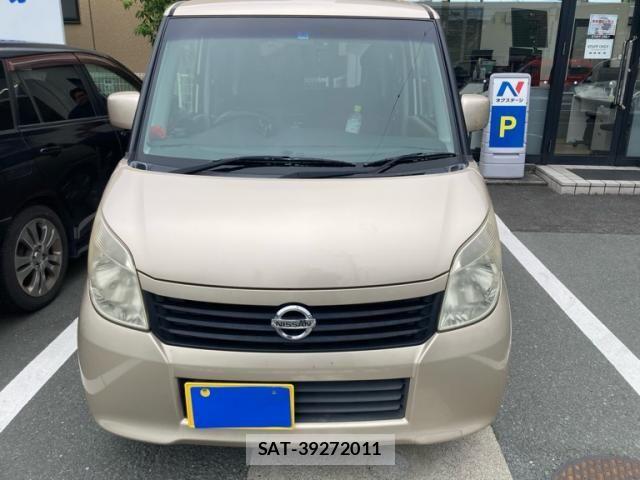 Nissan ROOX 2010-01 7903335-1