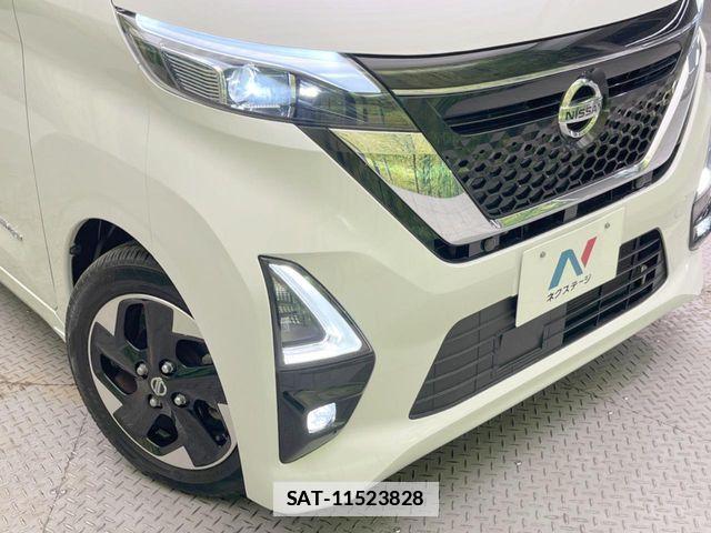 Nissan ROOX 2021-02 7963615-11