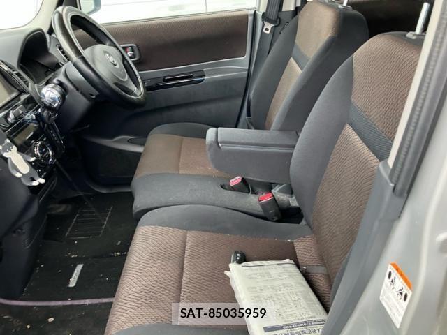 Nissan ROOX 2011-07 7963633-27