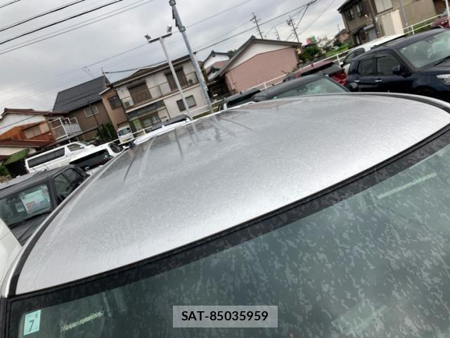 Nissan ROOX 2011-07 7963633-28