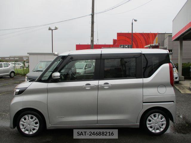 Nissan ROOX 2022-02 7963631-8