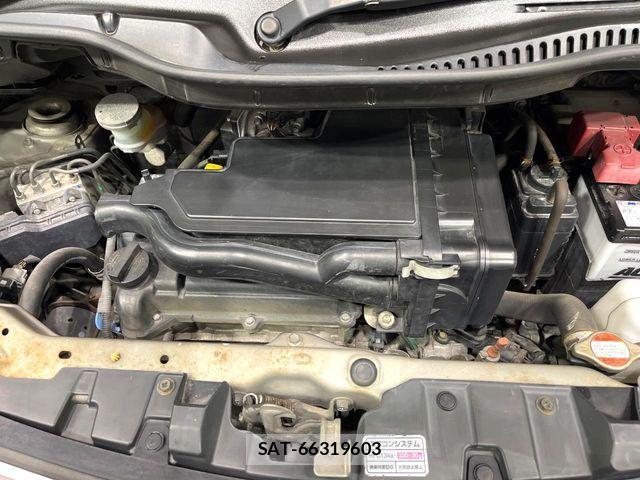 Nissan ROOX 2013-02 7962656-17
