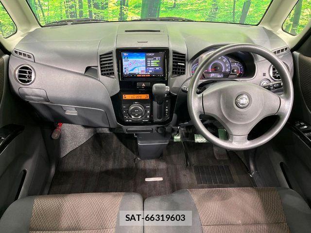 Nissan ROOX 2013-02 7962656-1